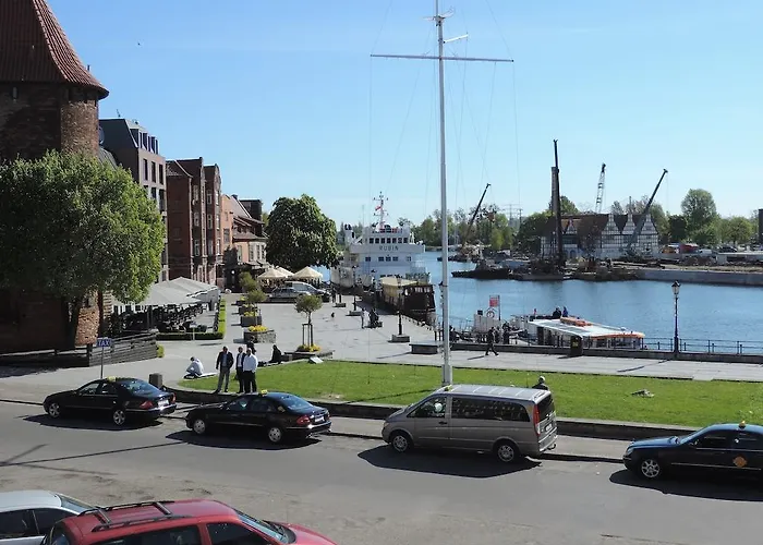 Gdanskie - Targ Rybny Z Widokiem Na Motlawe Gdańsk